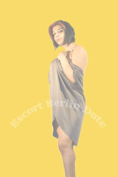 Picture 3 of Natalie